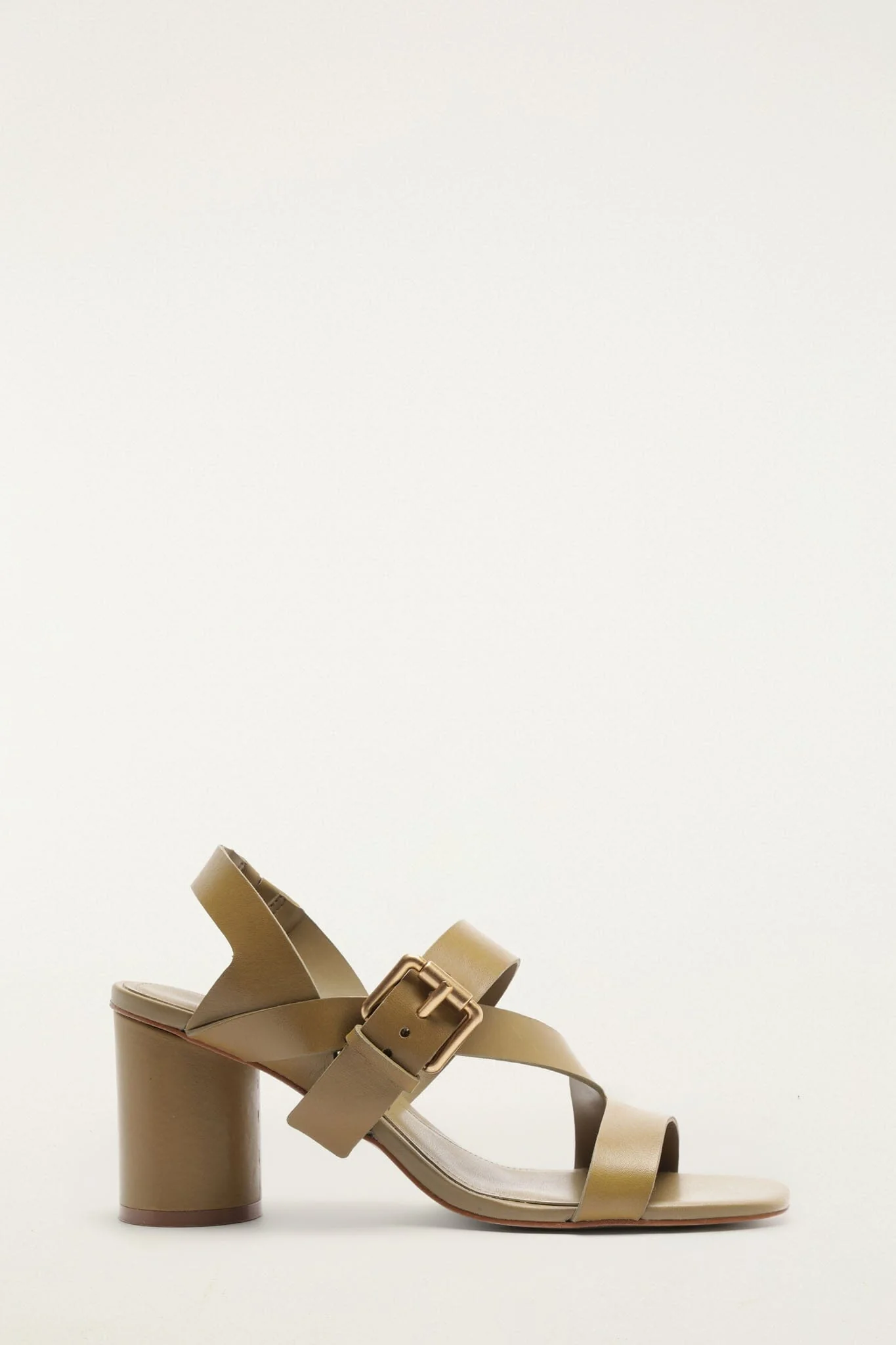 Buckle Block Helled Sandal