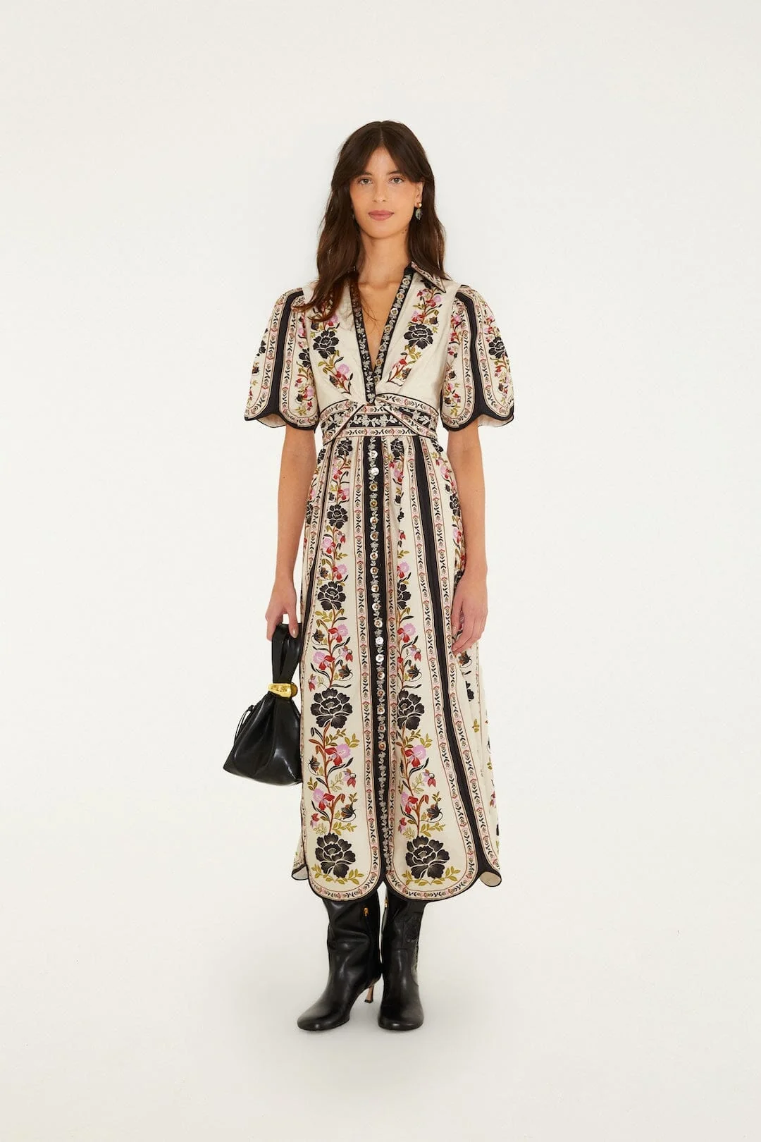 Delicate Floral Collared Buttoned Maxi Dress